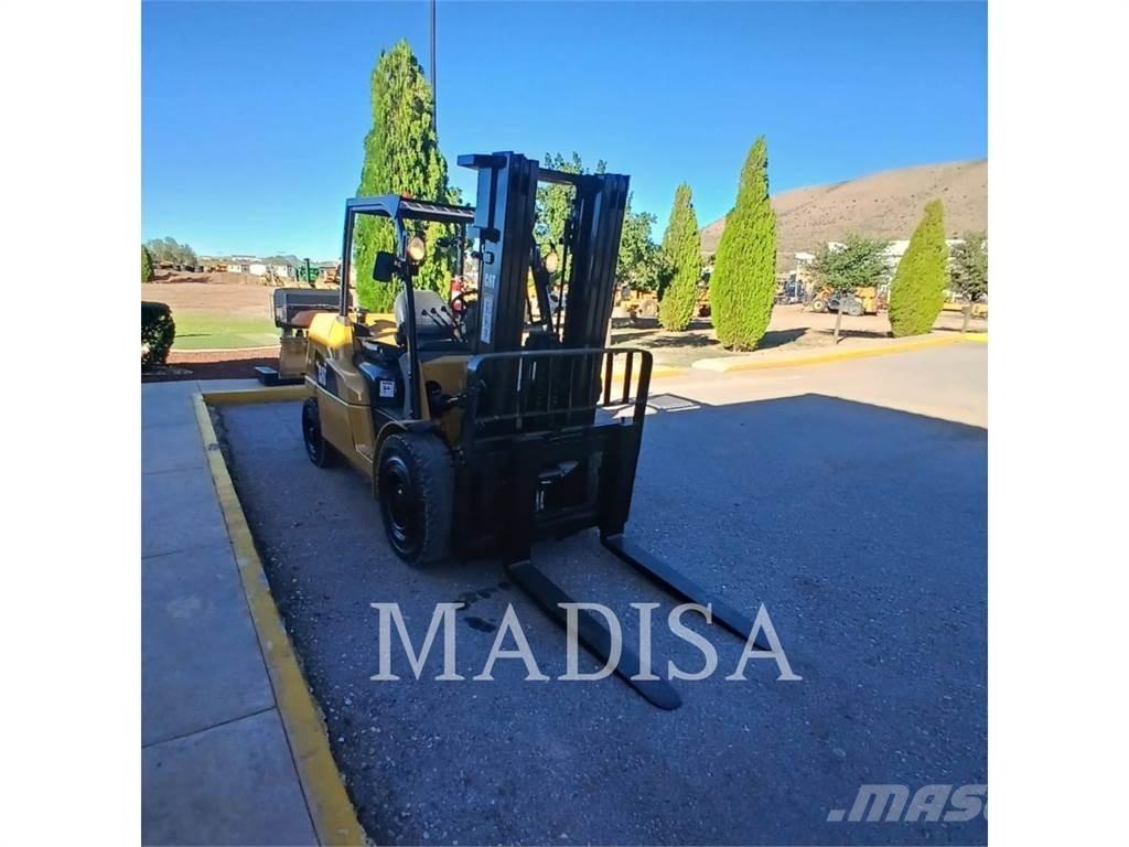 CAT LIFT TRUCKS PD11000 柴油卡車