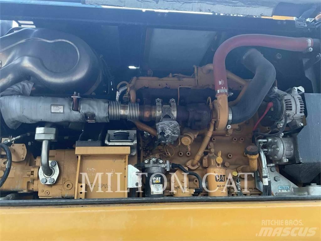 CAT M320F 旋轉式挖土機/掘鑿機/挖掘機