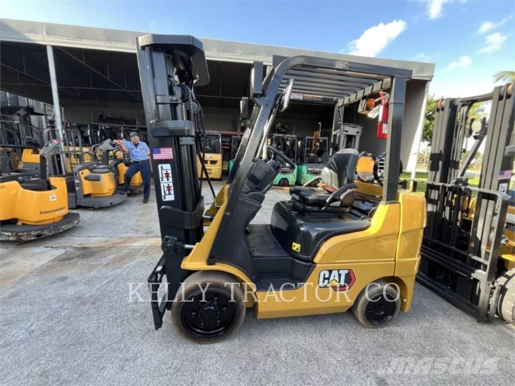 CAT MCF2C5000 液化石油氣LPG卡車