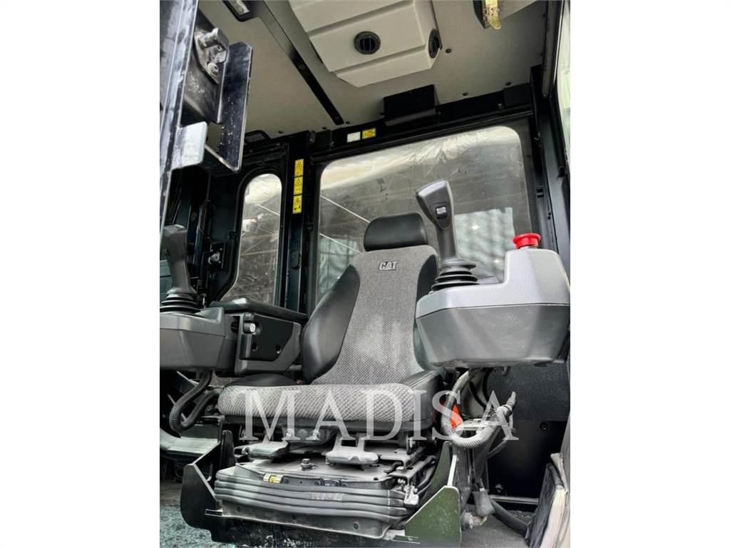 CAT MD6200 鑽孔機