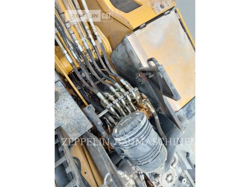 CAT MH3024-06C 拆卸式挖土機/掘鑿機/挖掘機