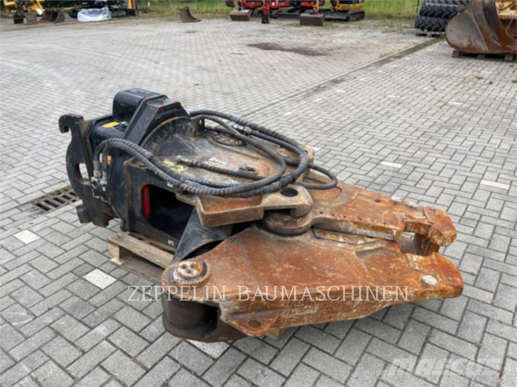 CAT MP318 工程軋碎機(壓碎機)