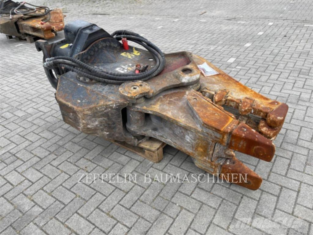 CAT MP318 工程軋碎機(壓碎機)