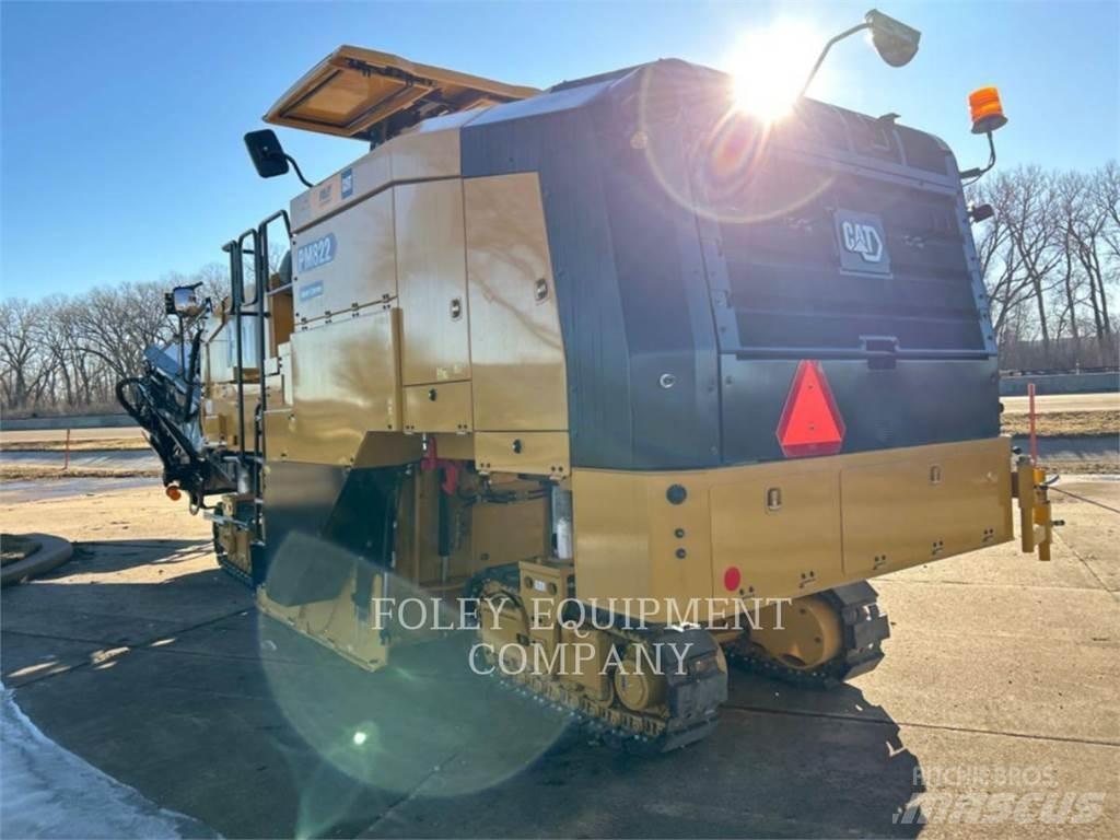 CAT PM822 瀝青攤舖機/鋪路機