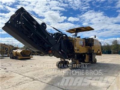 CAT PM822 瀝青冷銑刨機/銑床