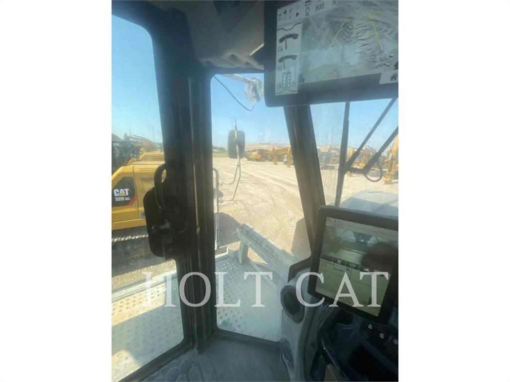 CAT RM400 瀝青再生設備