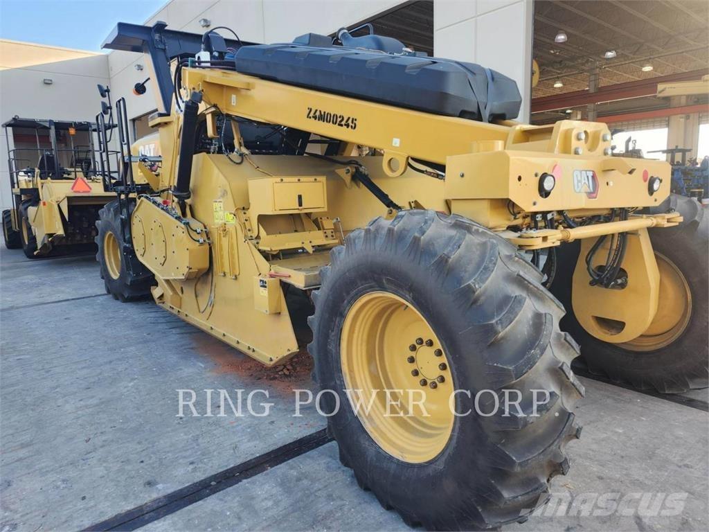 CAT RM400 瀝青再生設備