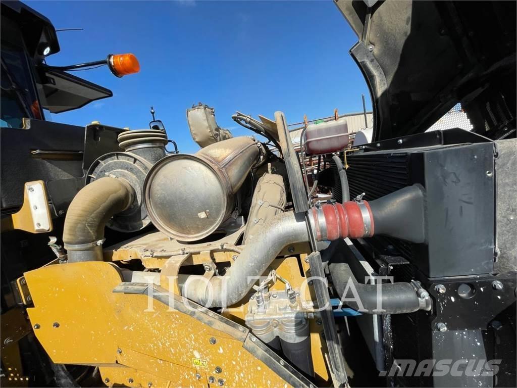 CAT RM400 CAB 瀝青再生設備