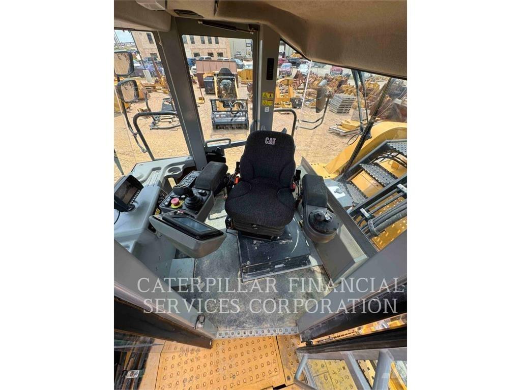 CAT RM500B 瀝青再生設備