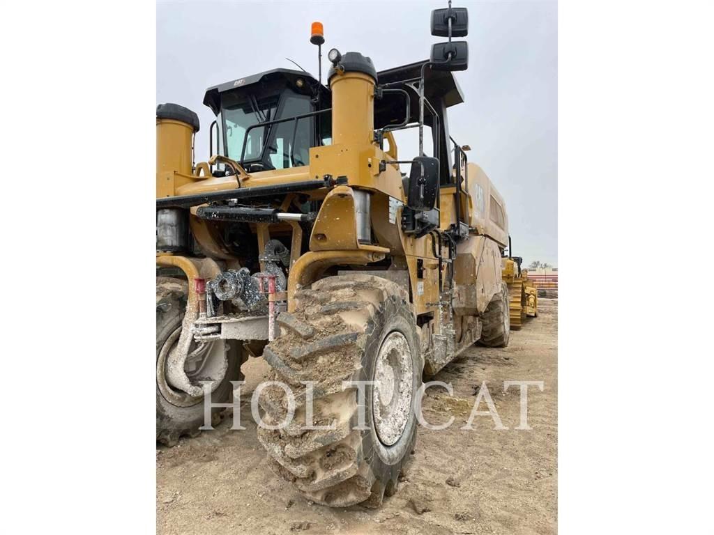 CAT RM600 CAB 瀝青再生設備