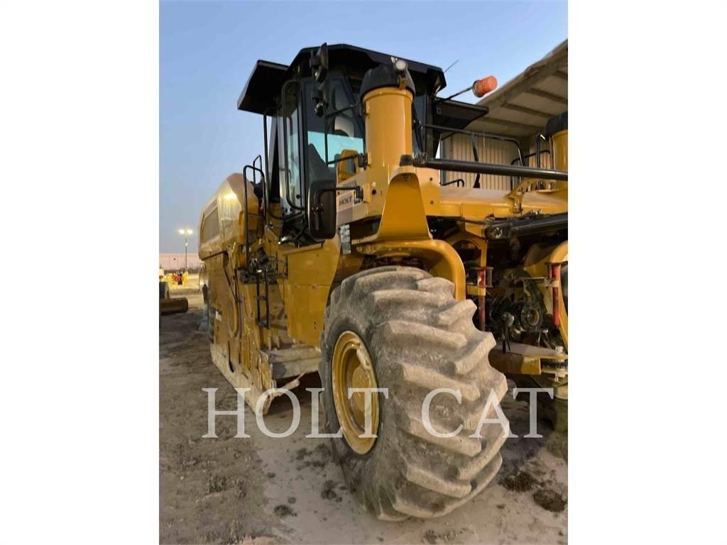 CAT RM800 CAB 瀝青再生設備