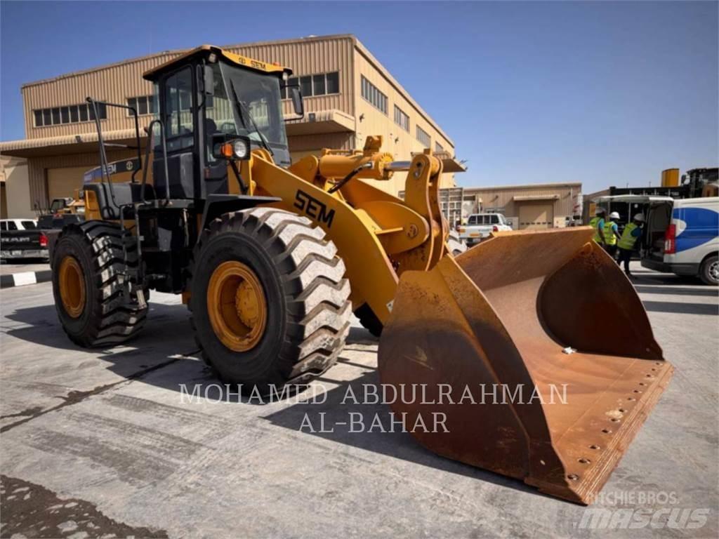 CAT SEM660D 輪胎式裝載機
