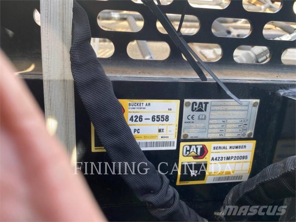 CAT SSL-BM-86 鏟斗