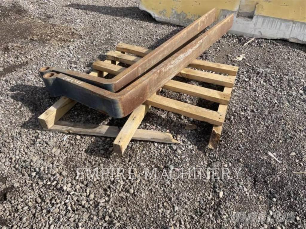 CAT TH-72TINE 叉