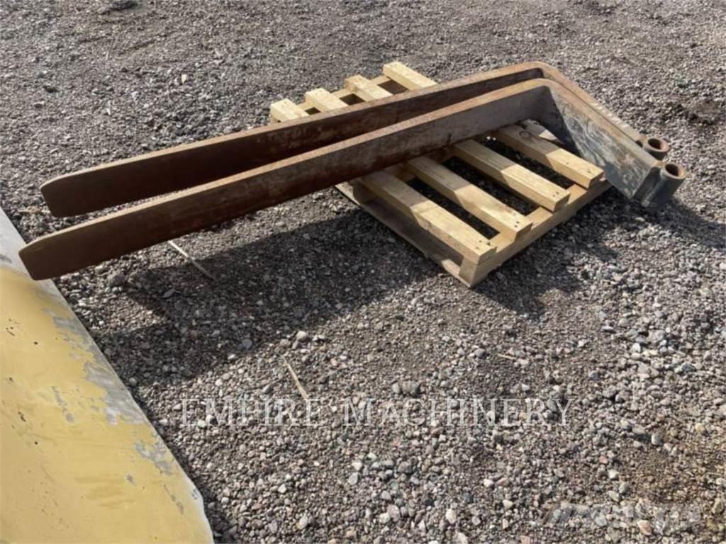 CAT TH-72TINE 叉