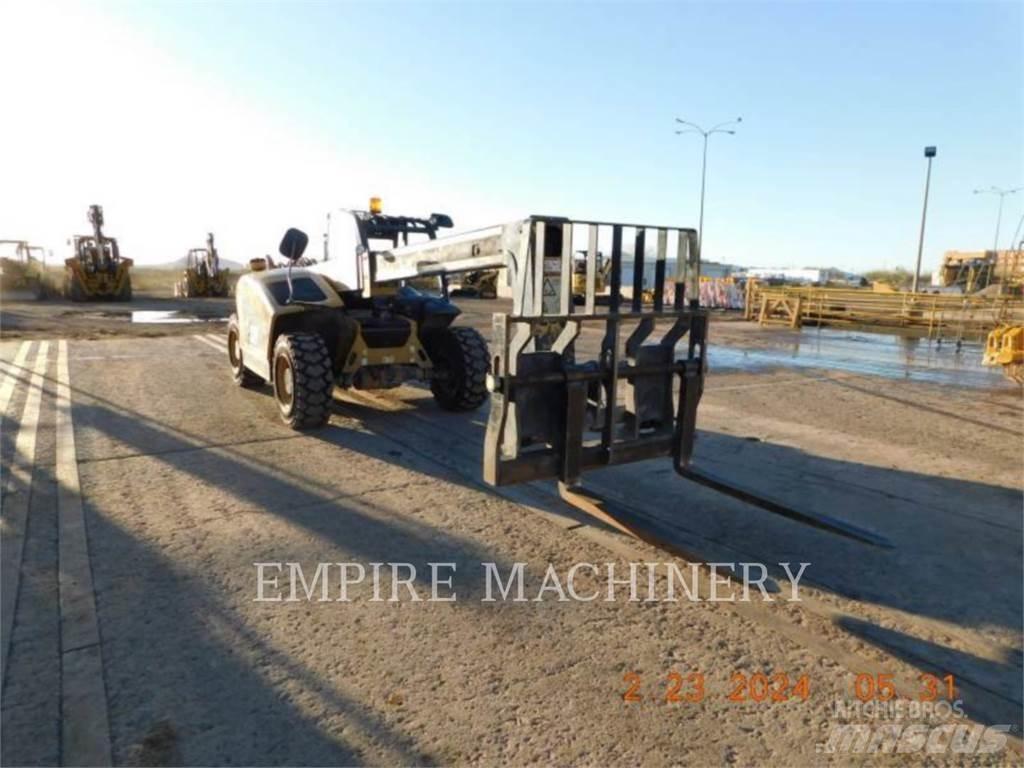 CAT TH255C 伸縮臂操作車