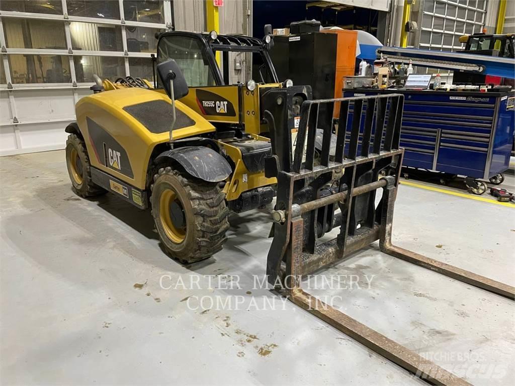 CAT TH255C 伸縮臂操作車