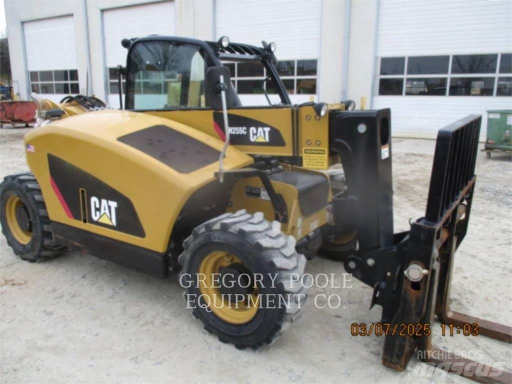 CAT TH255C 伸縮臂操作車