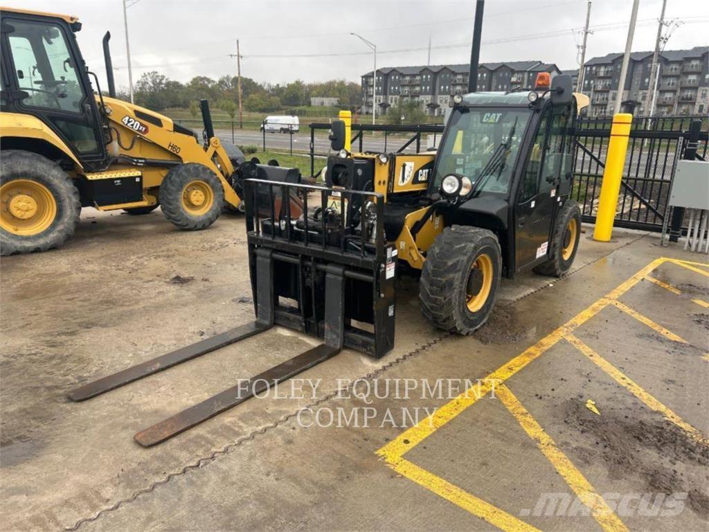 CAT TH255CC 伸縮臂操作車