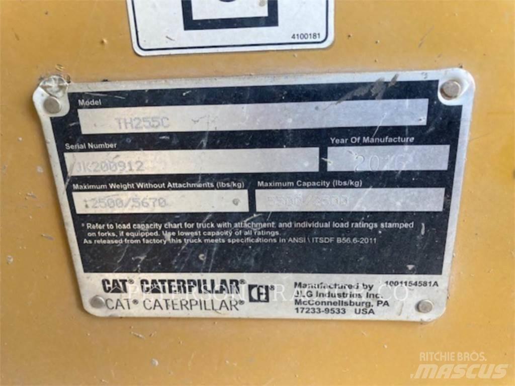 CAT TH255CHRC 伸縮臂操作車