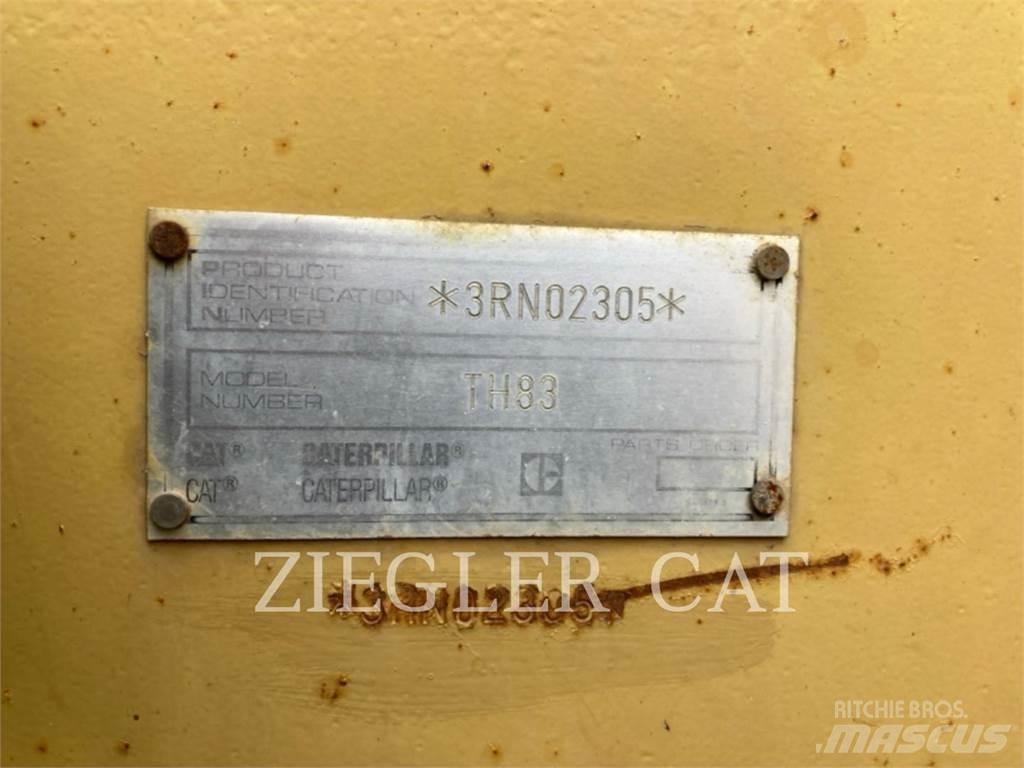 CAT TH83 伸縮臂操作車