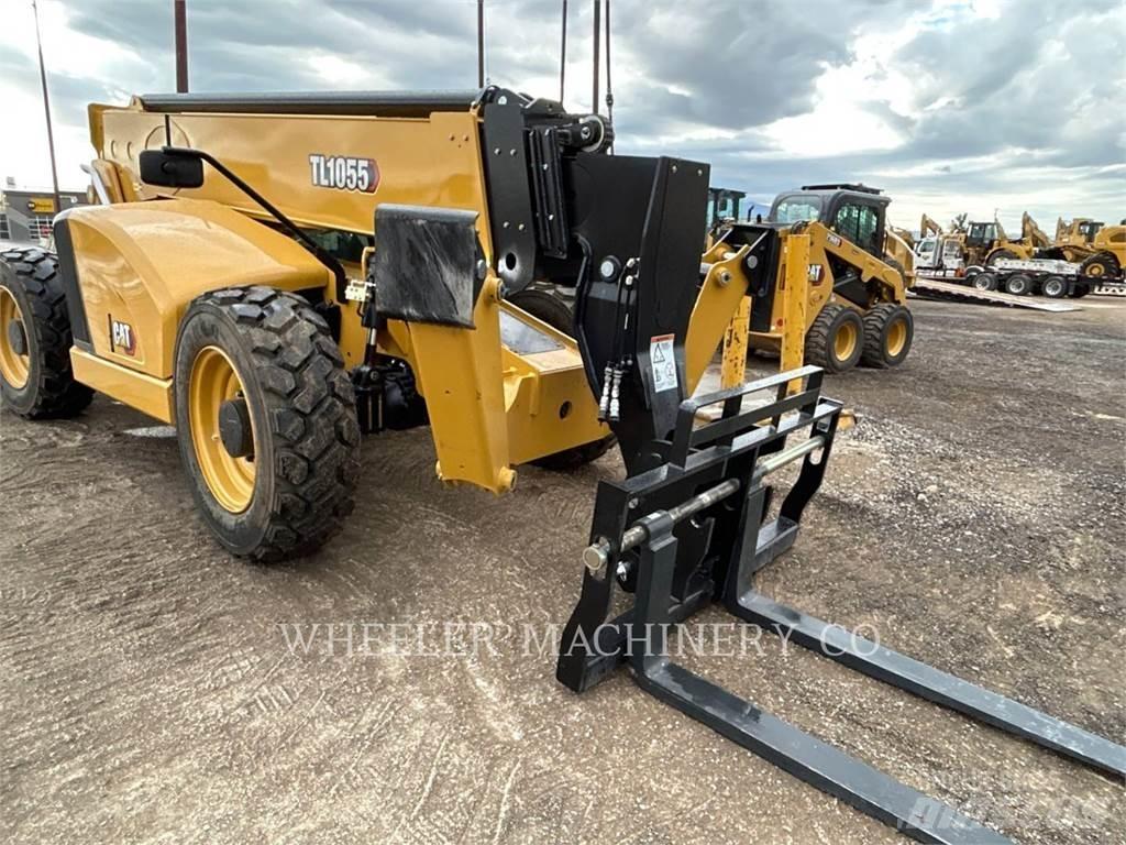 CAT TL1055-05 伸縮臂操作車