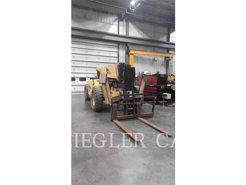 CAT TL1055C 伸縮臂操作車