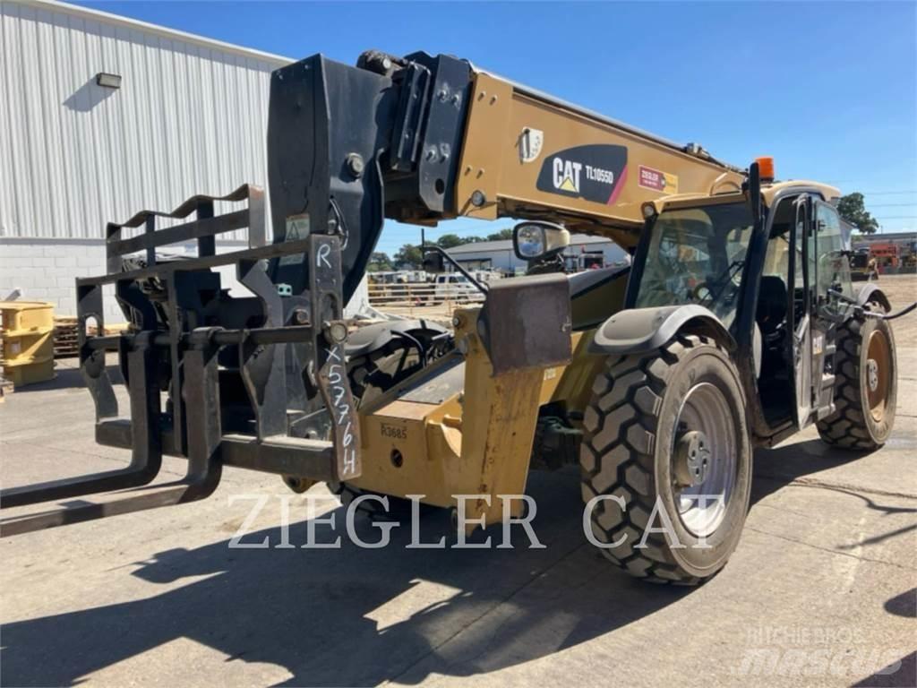 CAT TL1055D 伸縮臂操作車