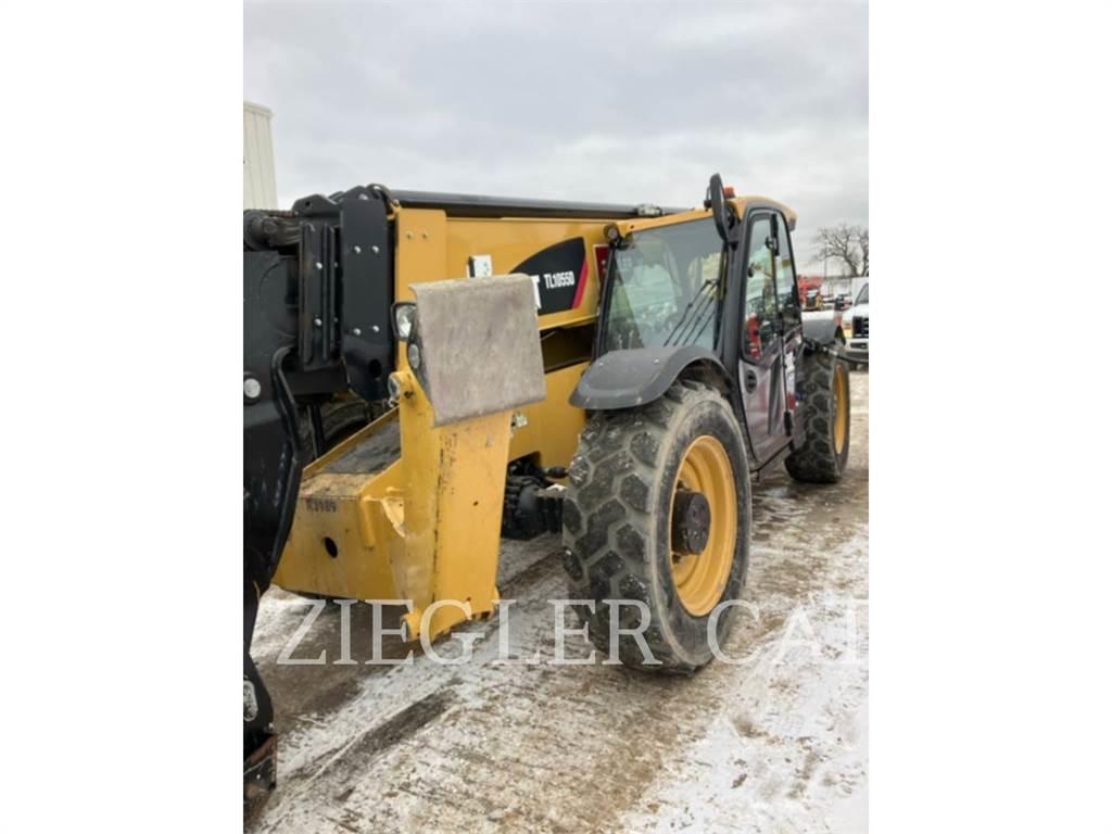 CAT TL1055D 伸縮臂操作車