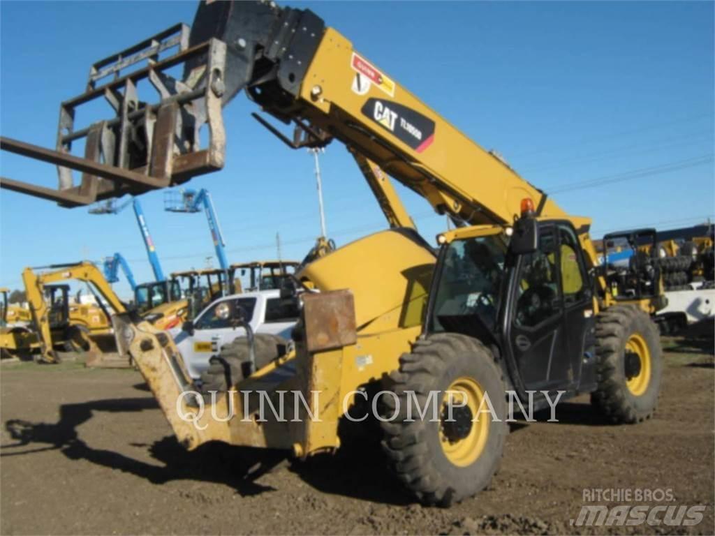 CAT TL1055D 伸縮臂操作車