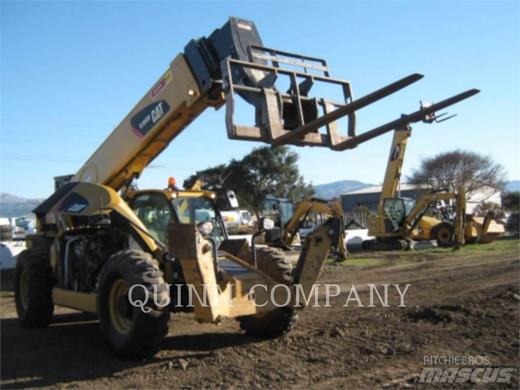 CAT TL1055D 伸縮臂操作車