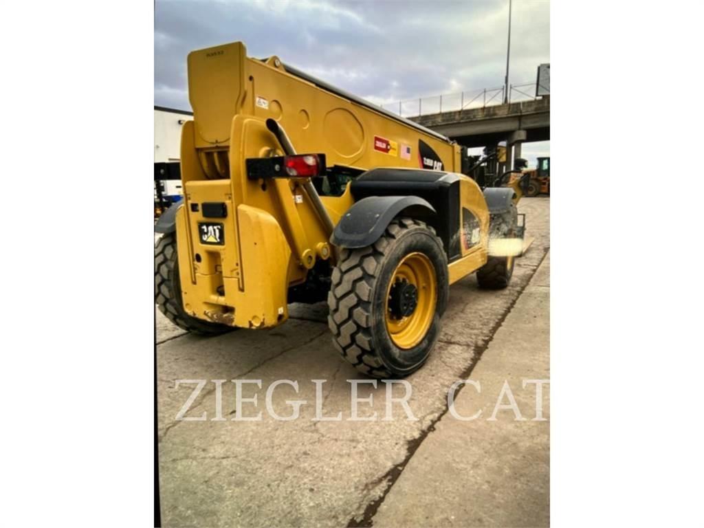 CAT TL1055D 伸縮臂操作車