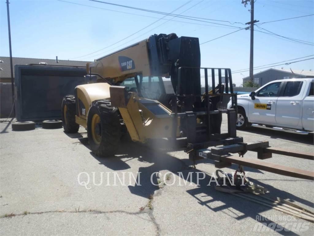 CAT TL1055D 伸縮臂操作車