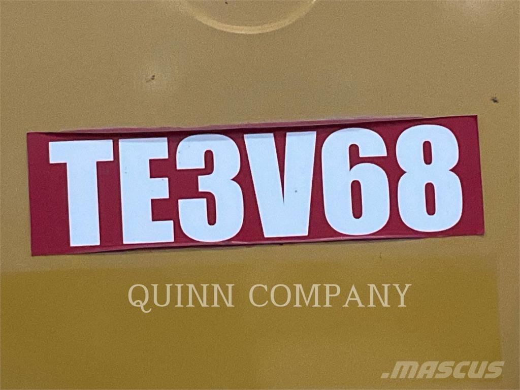 CAT TL1055D 伸縮臂操作車