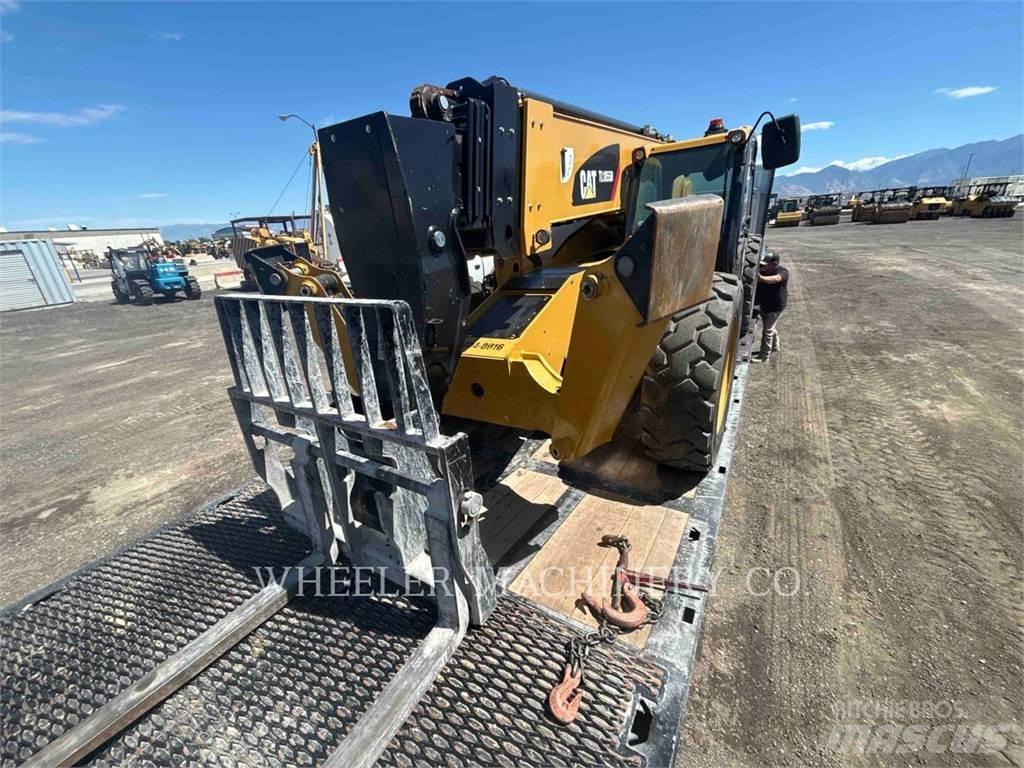 CAT TL1055D CB 伸縮臂操作車