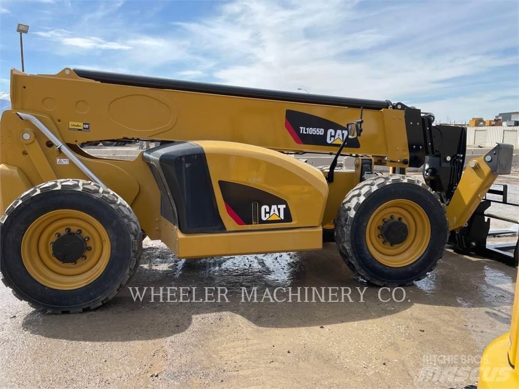 CAT TL1055D CB 伸縮臂操作車