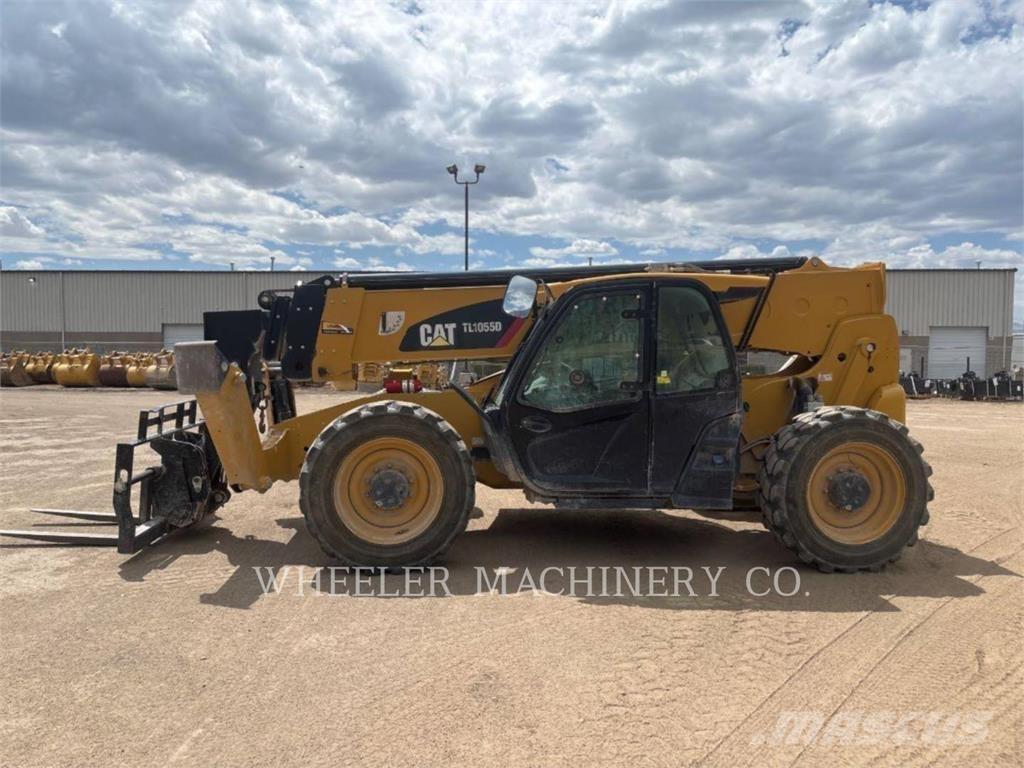 CAT TL1055D CB 伸縮臂操作車