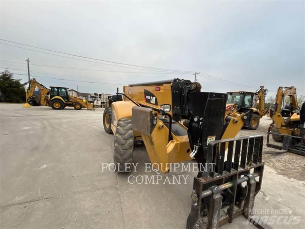 CAT TL1055DO 伸縮臂操作車