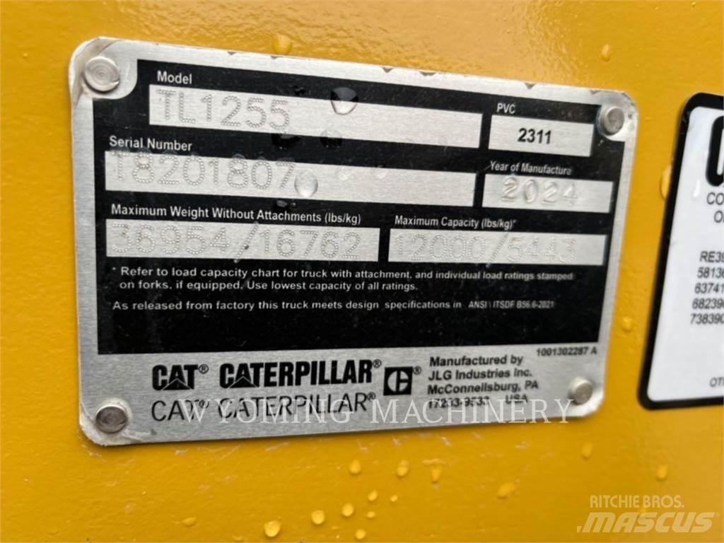 CAT TL1255 伸縮臂操作車