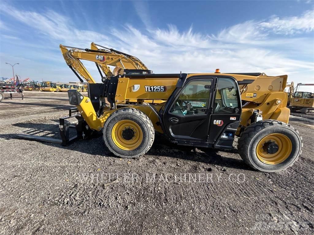 CAT TL1255-05 伸縮臂操作車