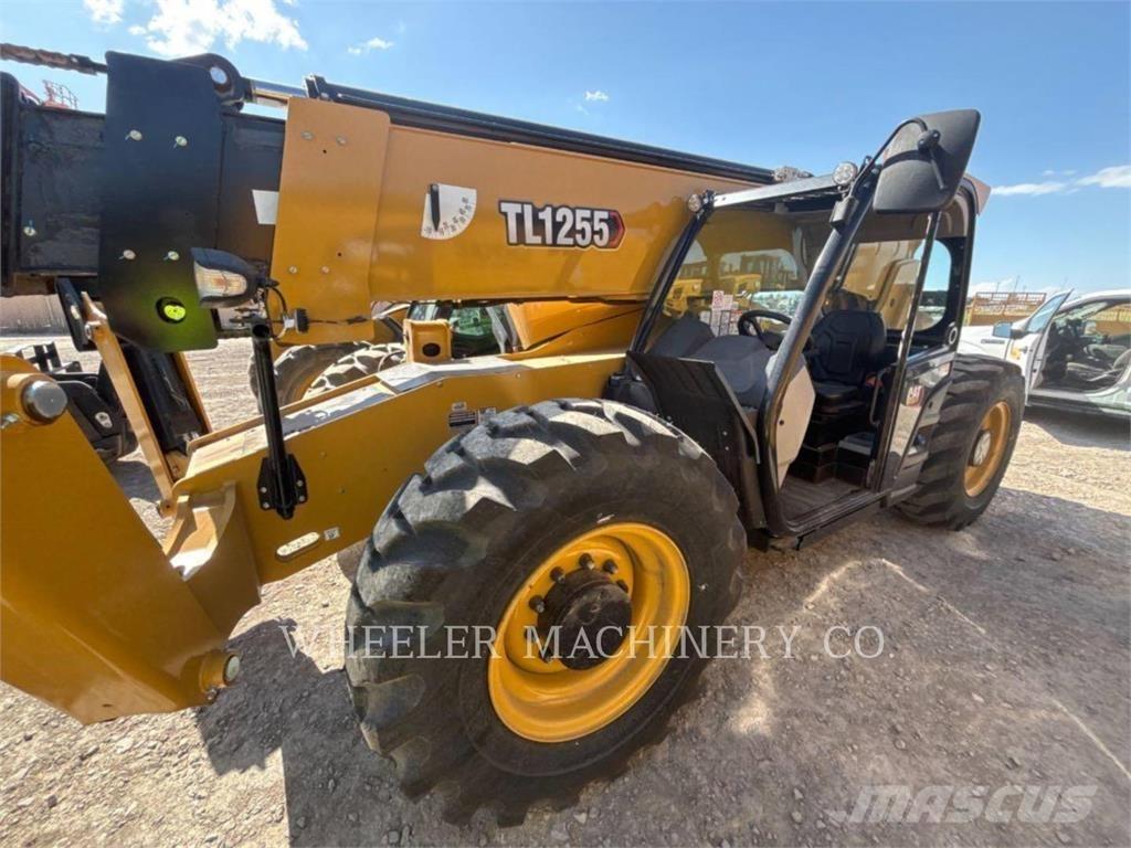 CAT TL1255 CAN 伸縮臂操作車