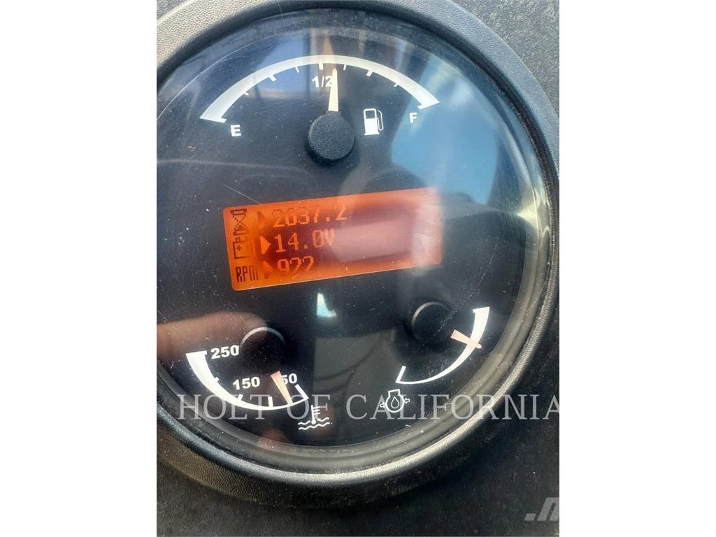 CAT TL1255C 伸縮臂操作車