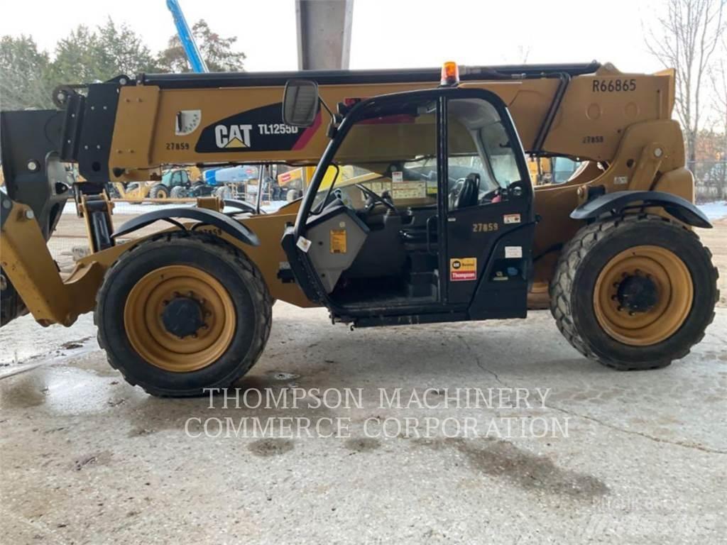 CAT TL1255D 伸縮臂操作車