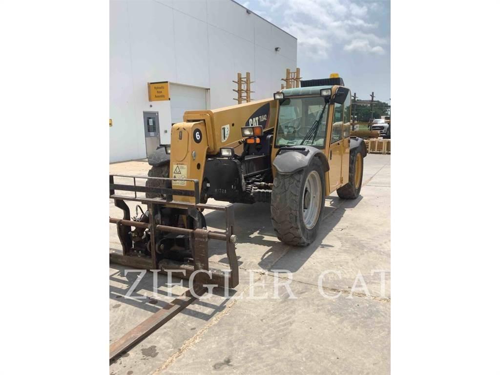 CAT TL642 伸縮臂操作車