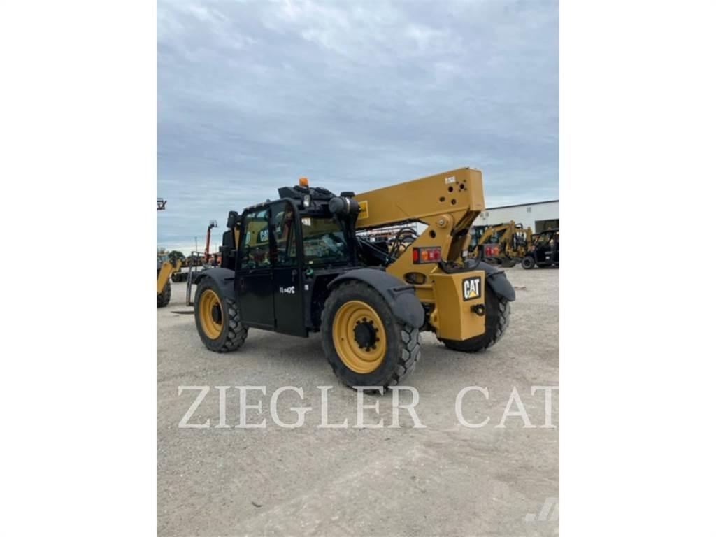 CAT TL642C 伸縮臂操作車