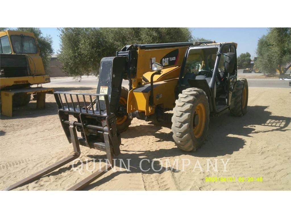 CAT TL642D 伸縮臂操作車