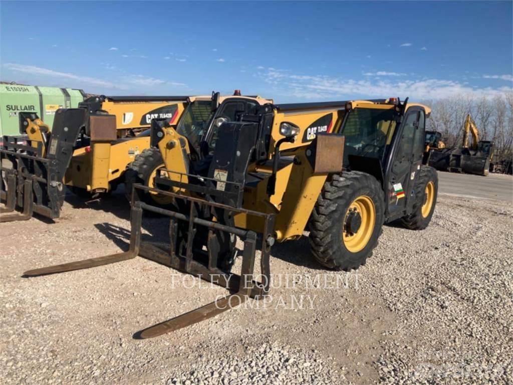 CAT TL642DC 伸縮臂操作車