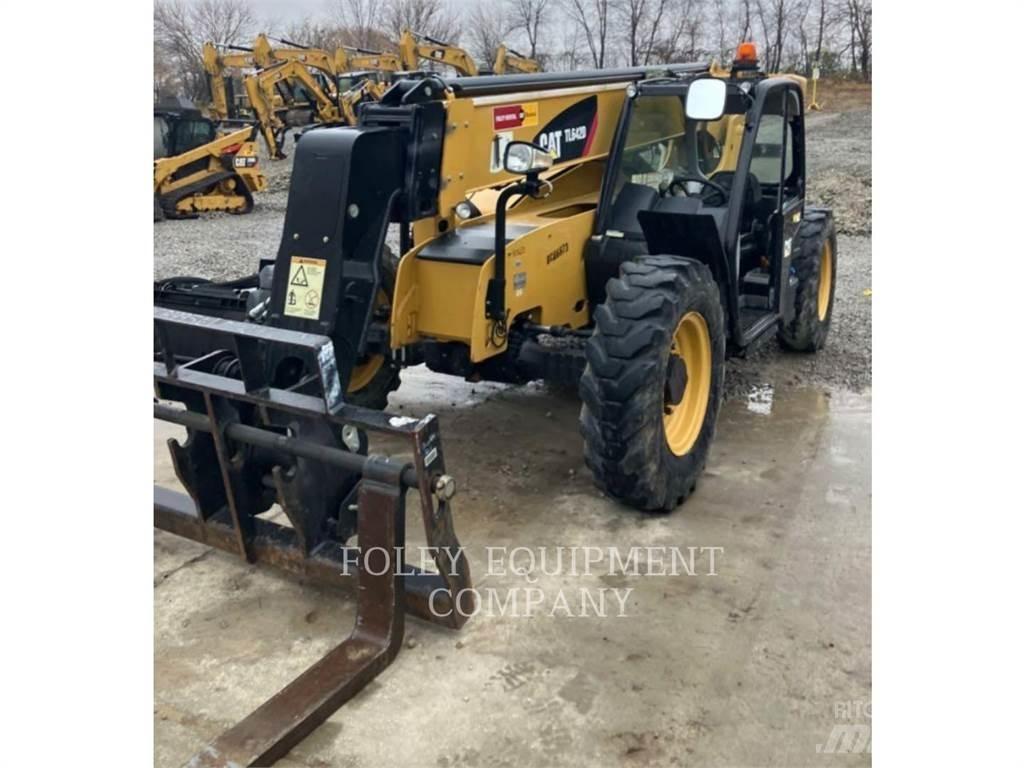CAT TL642DO 伸縮臂操作車