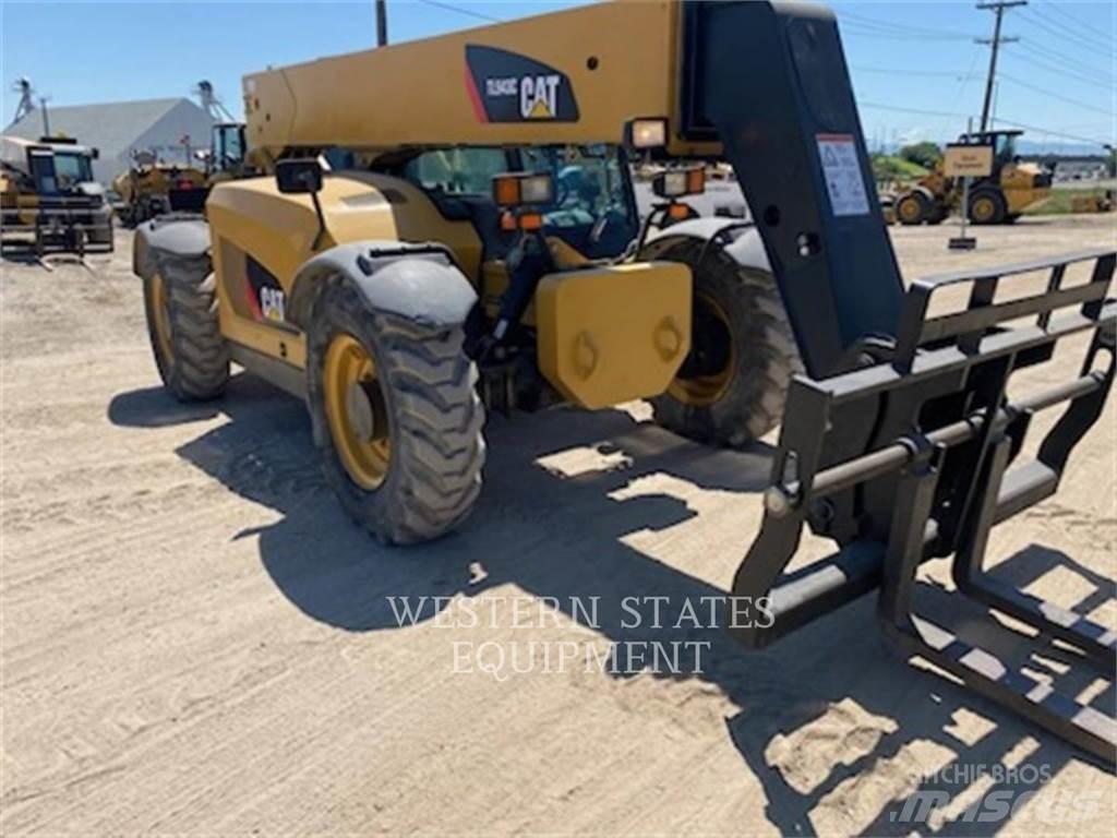 CAT TL943C 伸縮臂操作車