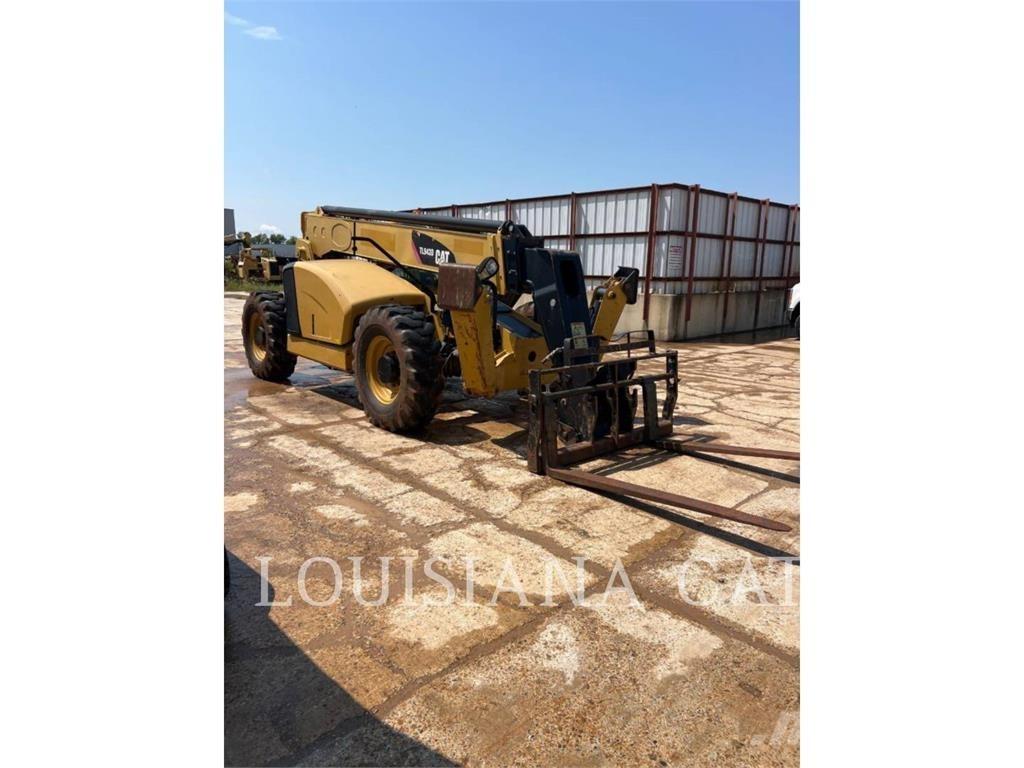 CAT TL943D 伸縮臂操作車